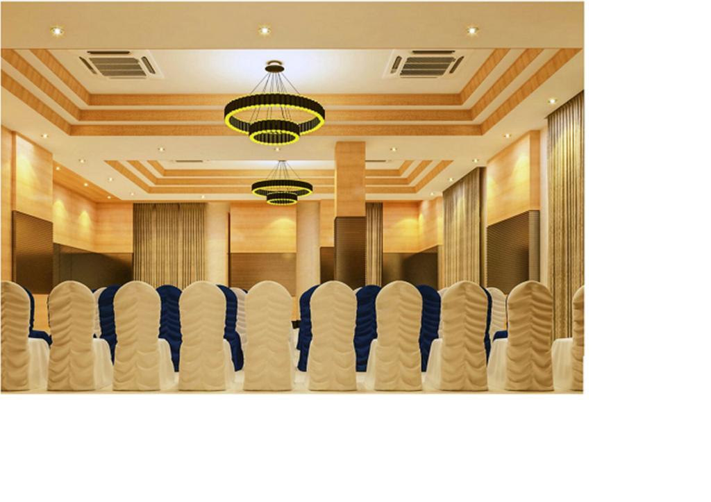 The Royal Comfort Bangalore Bagian luar foto