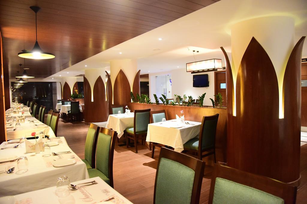 The Royal Comfort Bangalore Bagian luar foto