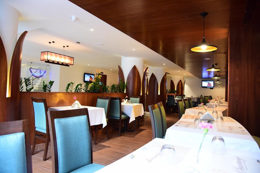 The Royal Comfort Bangalore Bagian luar foto