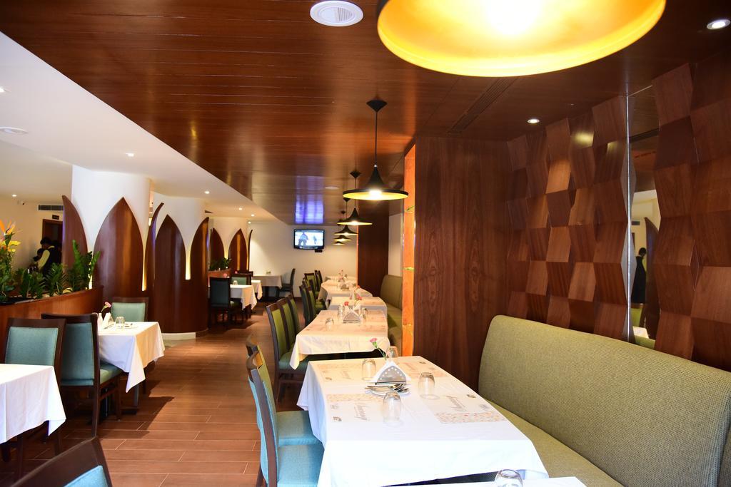 The Royal Comfort Bangalore Bagian luar foto
