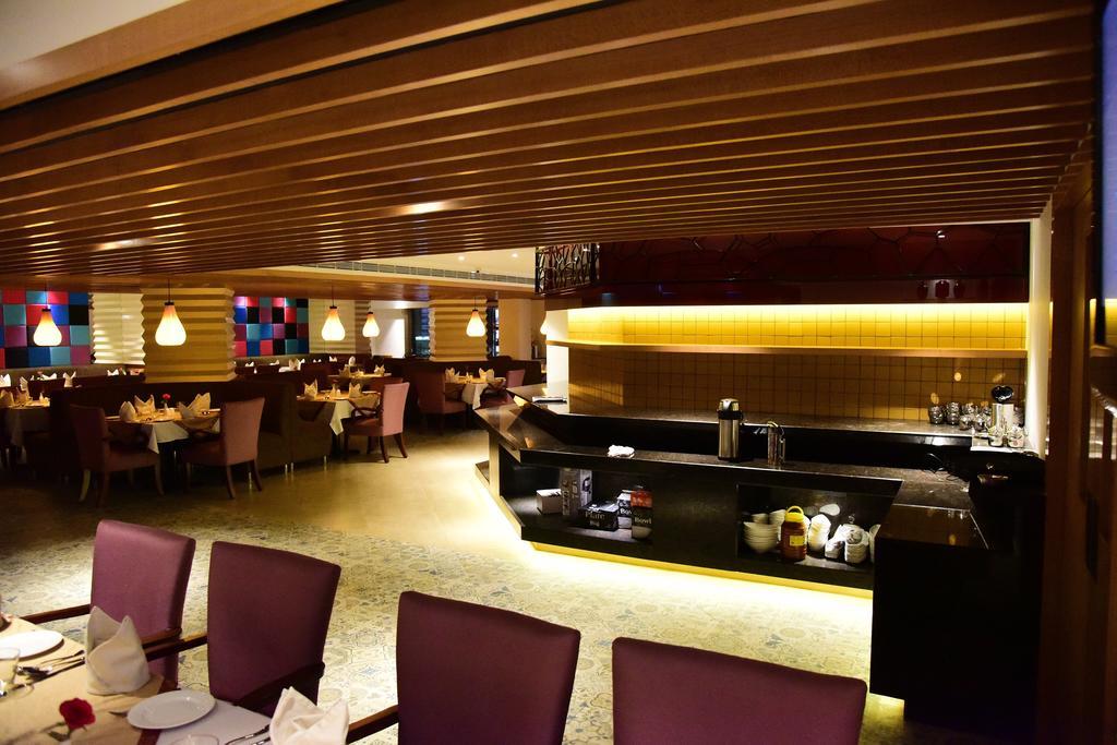 The Royal Comfort Bangalore Bagian luar foto