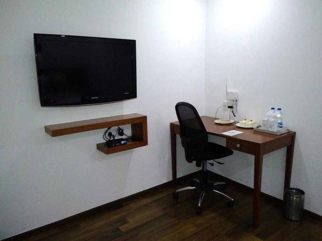 The Royal Comfort Bangalore Bagian luar foto