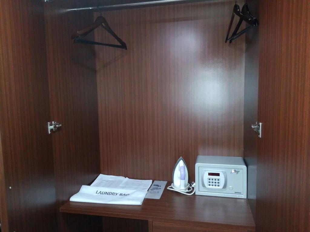The Royal Comfort Bangalore Bagian luar foto