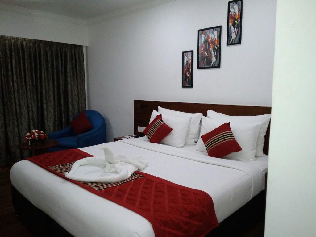 The Royal Comfort Bangalore Bagian luar foto